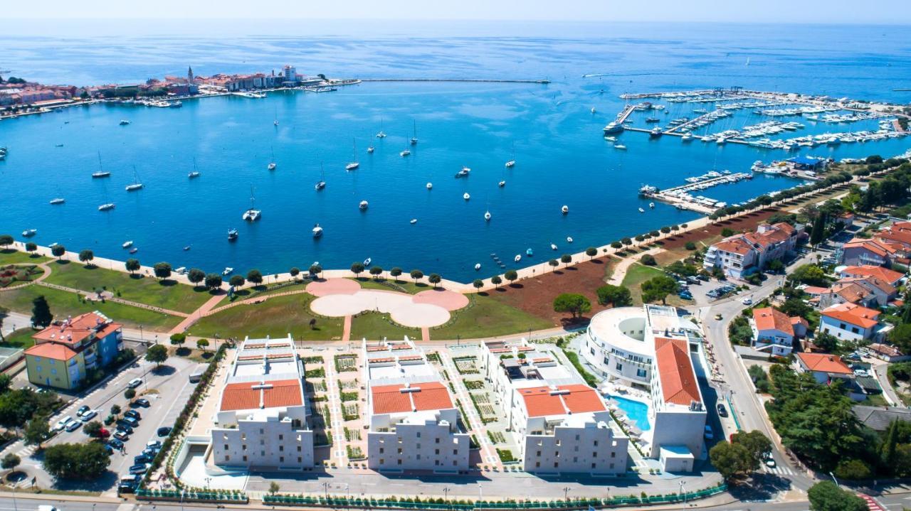 Garden Palace - Sembid With Terrace Apartment Umag