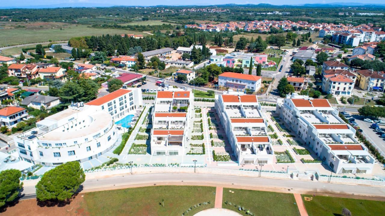 Apartment Garden Palace - Sembid With Terrace Umag